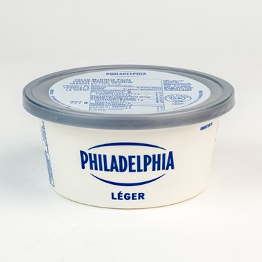 https://www.mayrand.ca/globalassets/mayrand/catalog-mayrand/produits-laitiers/35832_fromage-a-la-creme-a-tartiner-leger-227-g_philadelphia.jpg?w=380&h=380&mode=crop